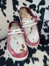 Load image into Gallery viewer, WOMENS Acid Gold Washed Cowhide Hey Dudes