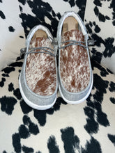Load image into Gallery viewer, MENS Custom Cowhide Hey Dudes