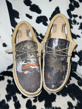 Load image into Gallery viewer, MENS Sitka Camo Hey Dudes