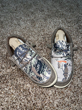 Load image into Gallery viewer, MENS Sitka Camo Hey Dudes